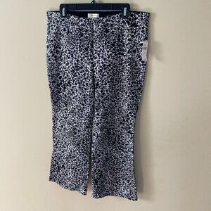 Anthropologie - Black & White Patterned Pants